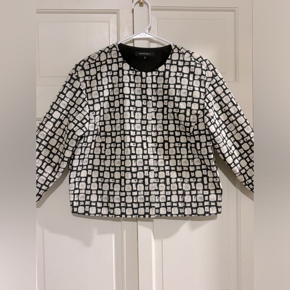 Lafayette 148 Evening Jacket
EUC
Size Small - Picture 2 of 6